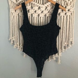 Victoria +Sophia black leopard print bodysuit